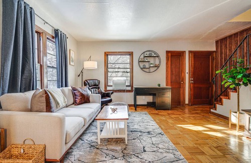 St. Anthony Park House | 111 m² House ∙ 2 bedrooms ∙ 4 guests