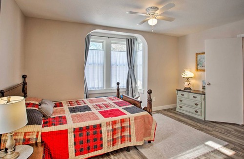 Menomonie Apartment | 125 m² Apartment ∙ 2 bedrooms ∙ 8 guests