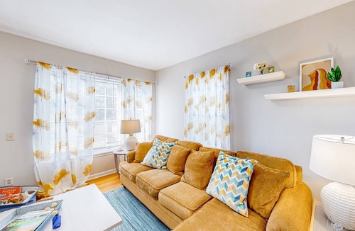 Colchester House | 135 m² Maisonette ∙ 3 bedrooms ∙ 6 guests