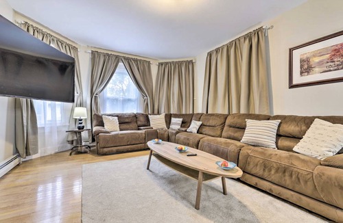 Memorial Square Apartment | 139 m² Apartment ∙ 3 bedrooms ∙ 6 guests