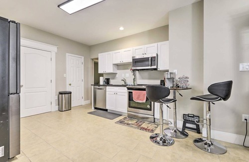 Memorial Square Apartment | 139 m² Apartment ∙ 3 bedrooms ∙ 6 guests
