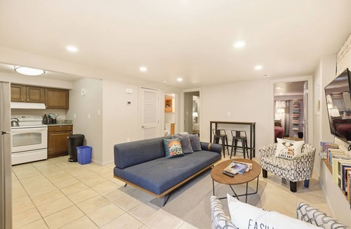 Columbia Heights Apartment | 13th St Library House - Walkscore 91!