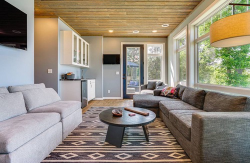 Maiden Rock Cottage | 142 m² Cabin ∙ 2 bedrooms ∙ 6 guests