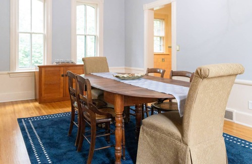Winona House | 157 m² House ∙ 3 bedrooms ∙ 5 guests
