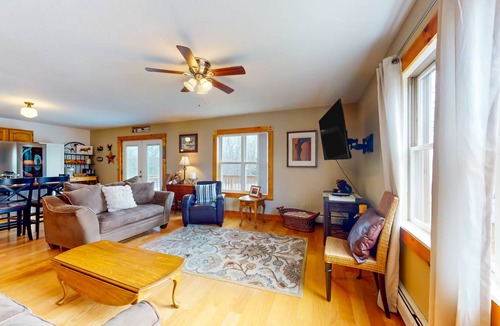 North Troy House | 167 m² House ∙ 4 bedrooms ∙ 8 guests