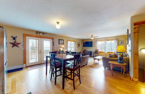 North Troy House | 167 m² House ∙ 4 bedrooms ∙ 8 guests