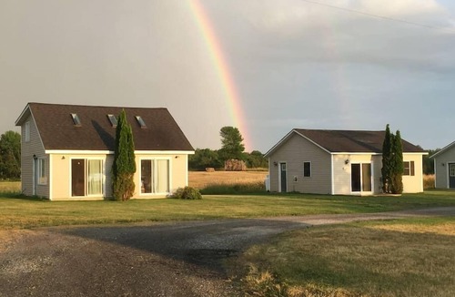 Alburg House | #19 Isle View - Fishing, Sunsets, Beaches, Golfing