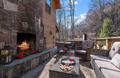West Bridgewater House | 191 m² House ∙ 4 bedrooms ∙ 8 guests