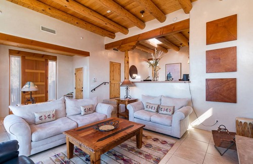 Tesuque House | 195 m² House ∙ 3 bedrooms ∙ 6 guests