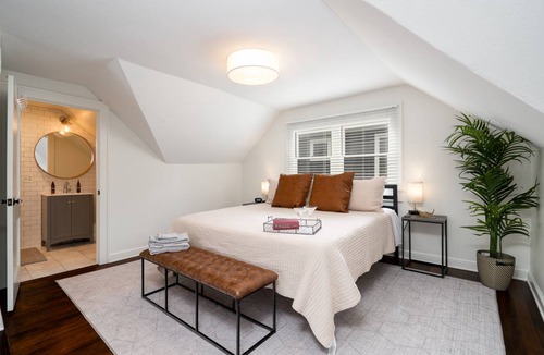 Fulton House | 198 m² House ∙ 3 bedrooms ∙ 6 guests
