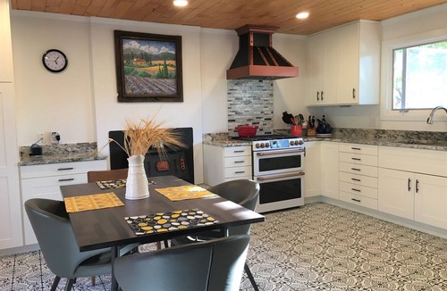 Los Alamos House | 1BR + Office House in Los Alamos downtown. 9 min to LANL
