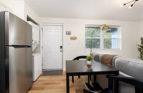 Downtown Columbus Apartment | 1BR Unit for an easy comfy stay
