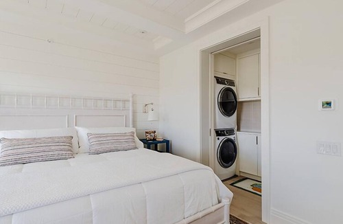 Nantucket Town Hotel | 2 bedroom, 2.5 bathroom
