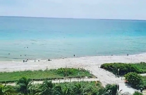 Surfside Condo | 2-Bedroom Partial Ocean View Condo in serene Surfside, FL/Miami Beach, cool AC