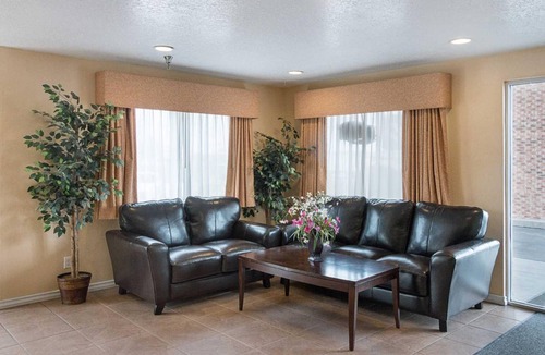 Los Lunas Hotel | 20 m² Hotel ∙ 7 guests