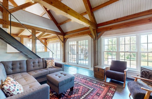 New Haven House | 204 m² House ∙ 4 bedrooms ∙ 8 guests