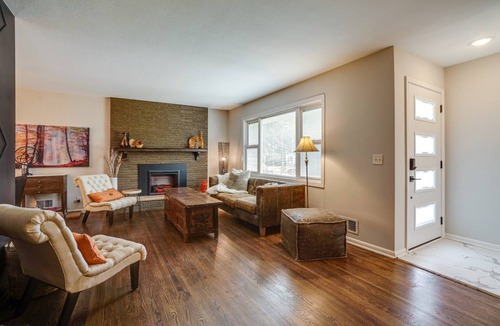 Southwest Minneapolis House | 204 m² House ∙ 4 bedrooms ∙ 10 guests