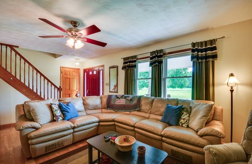 Lowville House | 204 m² House ∙ 5 bedrooms ∙ 12 guests