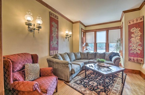 Plattsburgh Apartment | 222 m² Apartment ∙ 4 bedrooms ∙ 9 guests