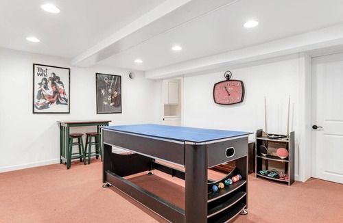 Neshobe Beach House | 223 m² House ∙ 1 bedroom ∙ 2 guests