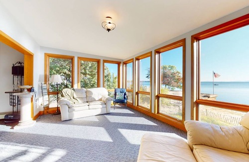 Malletts Bay House | 223 m² House ∙ 4 bedrooms ∙ 8 guests