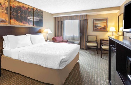 Plattsburgh Hotel | 24 m² Hotel ∙ 127 guests