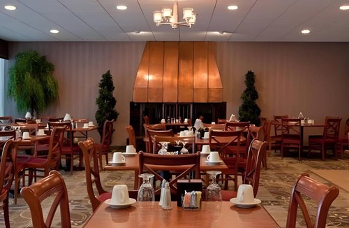 Plattsburgh Hotel | 24 m² Hotel ∙ 127 guests