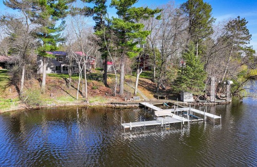 Lake Wissota House | 241 m² House ∙ 4 bedrooms ∙ 10 guests