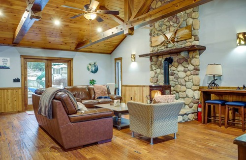 North Creek House | 243 m² House ∙ 4 bedrooms ∙ 9 guests