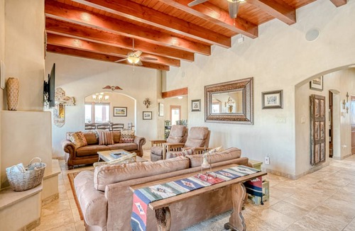 El Prado House | 246 m² House ∙ 3 bedrooms ∙ 6 guests