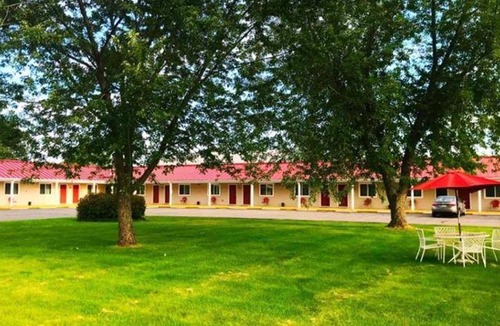 Skowhegan Hotel | 26 m² Motel ∙ 5 guests