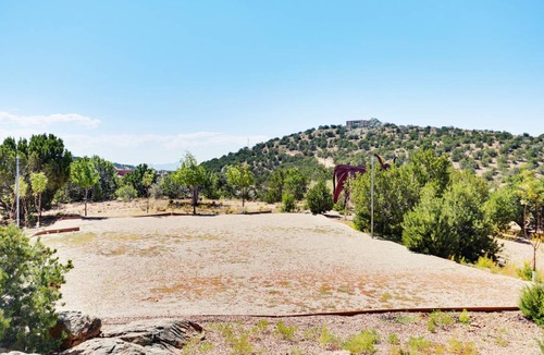 Seton Village House | 260 m² House ∙ 3 bedrooms ∙ 6 guests