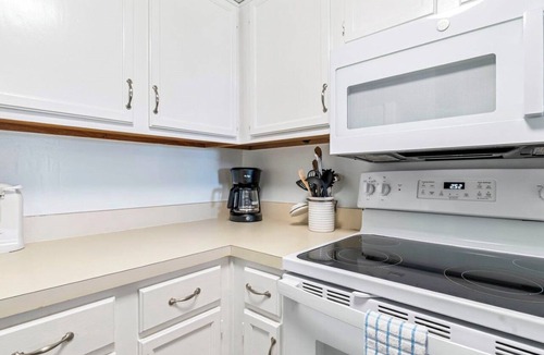 St. Augustine Beach Condo | 2BR/2BA Ocean View Condo – Family-Friendly, Steps to Beach & Historic St. Augustine