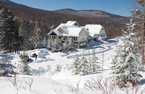 Jeffersonville Condo | 2br Serene Mountain Setting-Smugglers' Notch