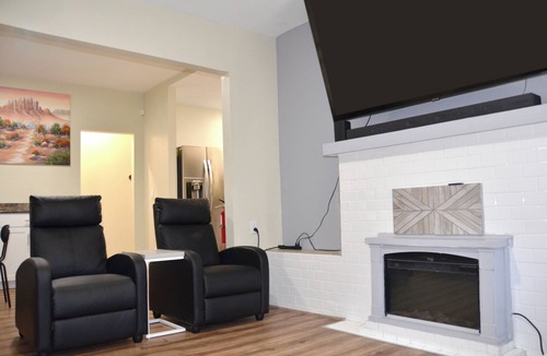 Downtown Phoenix House | 3-bd 2bath/Plundge Pool/Hot Tub/Downtown Pheonix