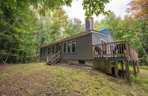 Wardsboro House | 3 bed 2 bath 10 minutes to my snow 20 minutes to stratton