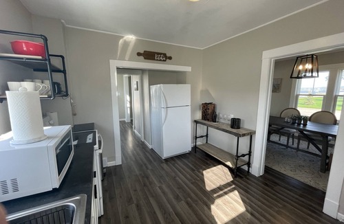 Lake City House | 3 Bedroom home (sleeps 8)