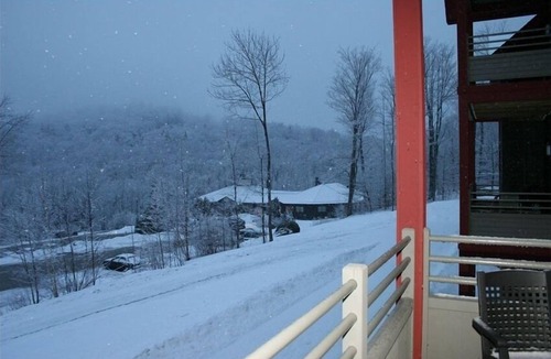 Central Vermont- Killington Condo | 3 BEDROOM LUXURY CONDO Ski on/Ski off