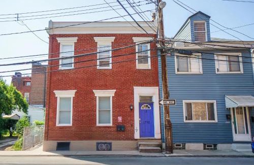 South Side Flats Apartment | 3 BR Southside Loft - Amazing Location