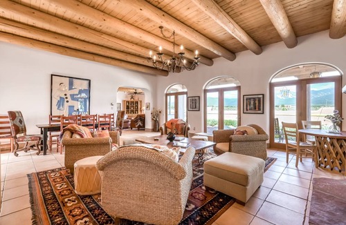 El Prado House | 311 m² House ∙ 4 bedrooms ∙ 12 guests