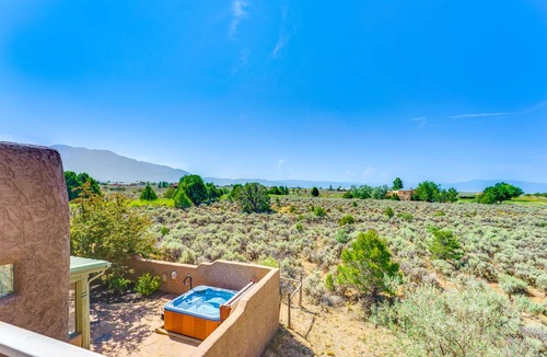 Taos House | 314 m² House ∙ 4 bedrooms ∙ 11 guests