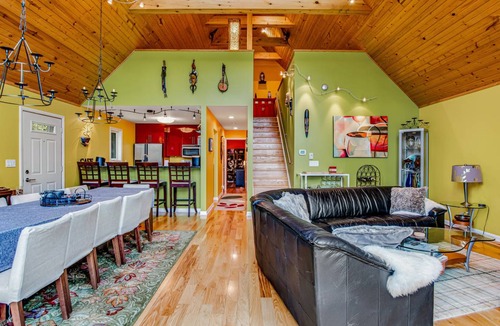 Presque Isle House | 316 m² House ∙ 5 bedrooms ∙ 6 guests