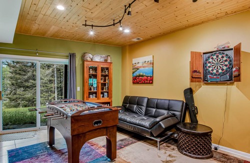 Presque Isle House | 316 m² House ∙ 5 bedrooms ∙ 6 guests