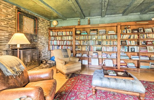 Brookfield House | 346 m² House ∙ 4 bedrooms ∙ 6 guests