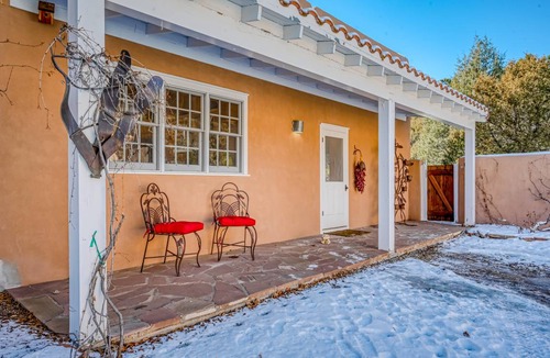 Valdez House | 353 m² House ∙ 4 bedrooms ∙ 14 guests