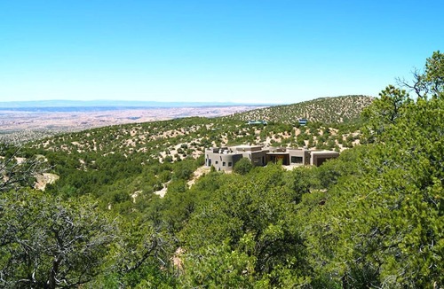 Nambe Pueblo House | 360° View Private Santa Fe Mountain Retreat