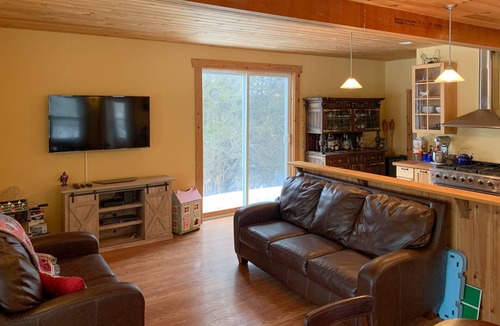 North Hero House | 372 m² House ∙ 4 bedrooms ∙ 9 guests