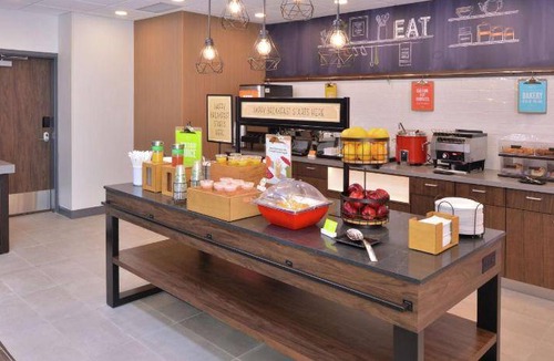 Lakeville Hotel | 38 m² Hotel ∙ 127 guests