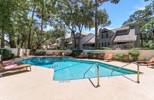 Beach Lagoon Villa | 39 Turtle Lane