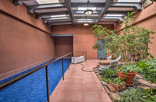 West Alameda House | 392 m² House ∙ 3 bedrooms ∙ 6 guests